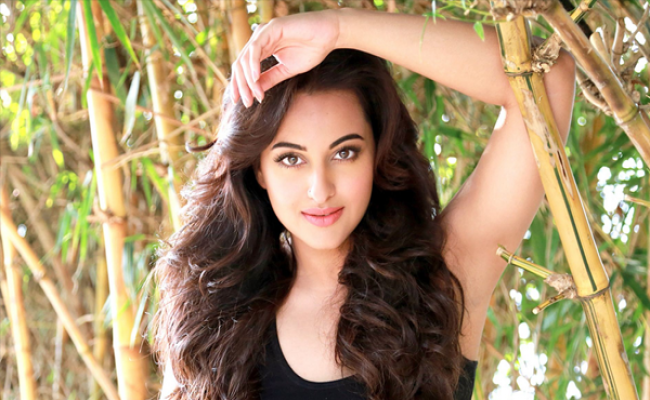 sonakshi-sinha-for-cherrys-special-number